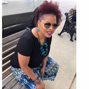 Meet your Posher, Tonya